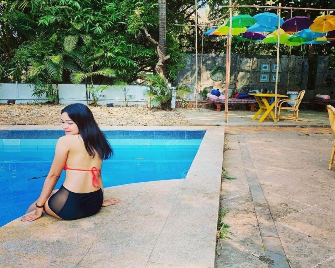 Piggy Calangute By Urban Nomads - Dorms & Pvt Rooms GOA Esterno foto