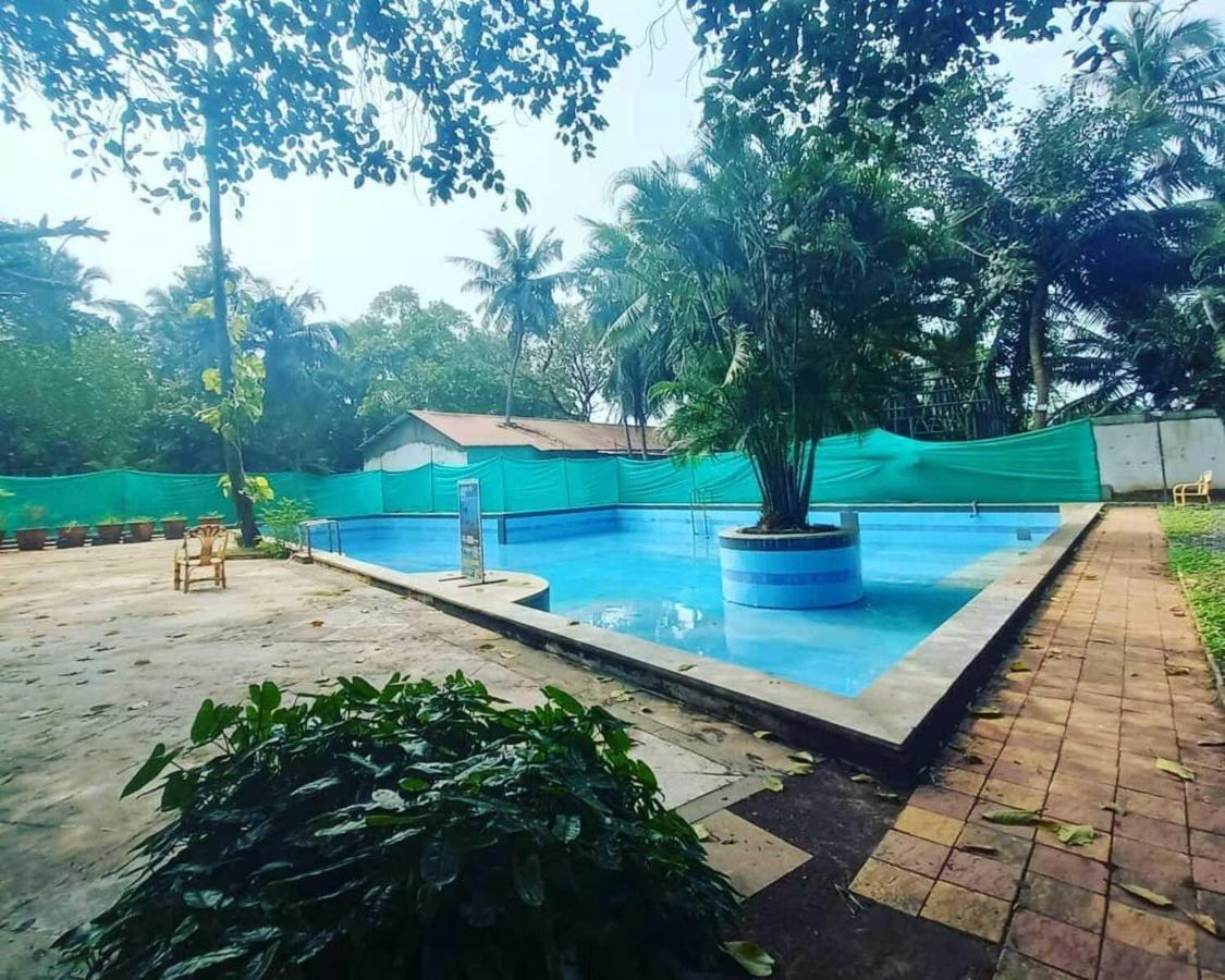 Piggy Calangute By Urban Nomads - Dorms & Pvt Rooms GOA Esterno foto