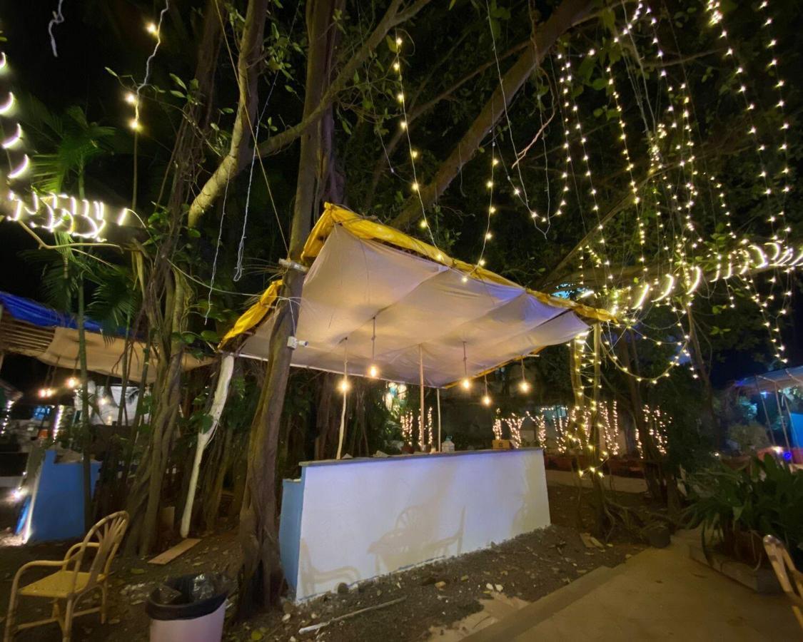 Piggy Calangute By Urban Nomads - Dorms & Pvt Rooms GOA Esterno foto