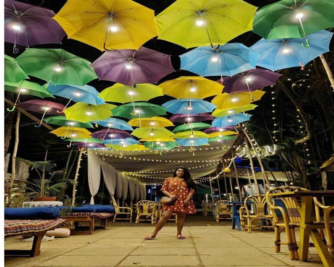 Piggy Calangute By Urban Nomads - Dorms & Pvt Rooms GOA Esterno foto