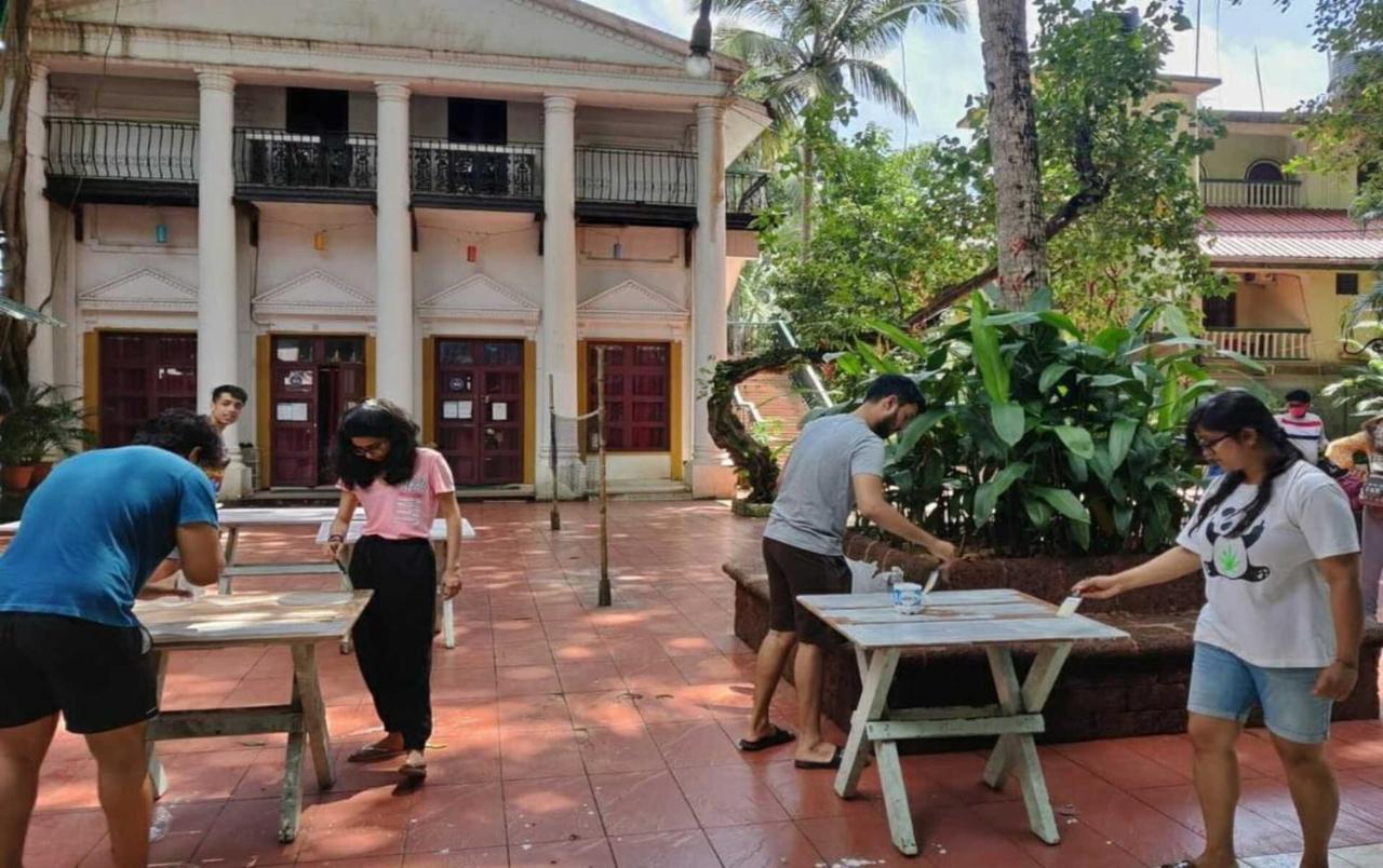 Piggy Calangute By Urban Nomads - Dorms & Pvt Rooms GOA Esterno foto